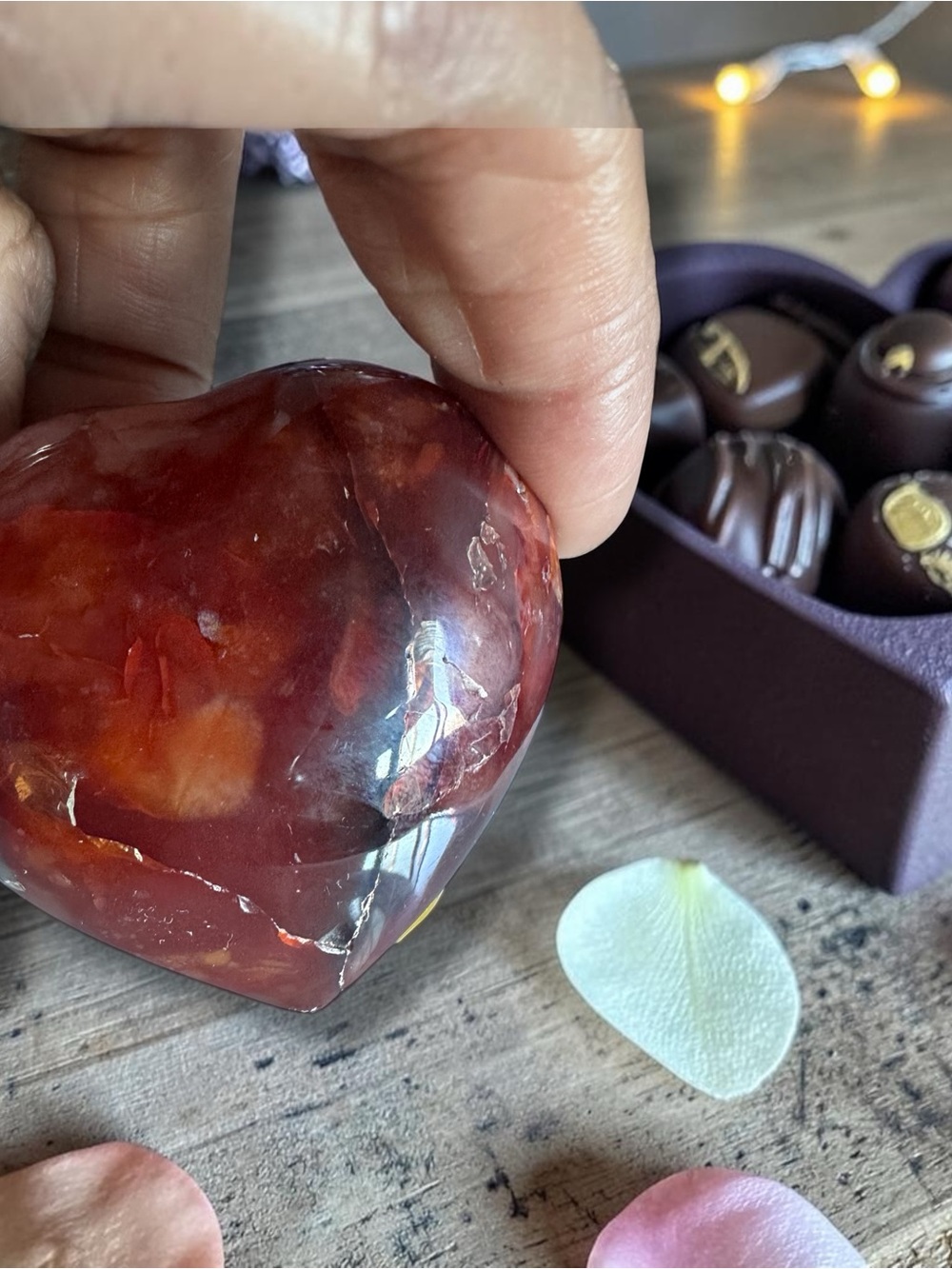 🌳Carnelian Crystal Heart Palm Stone